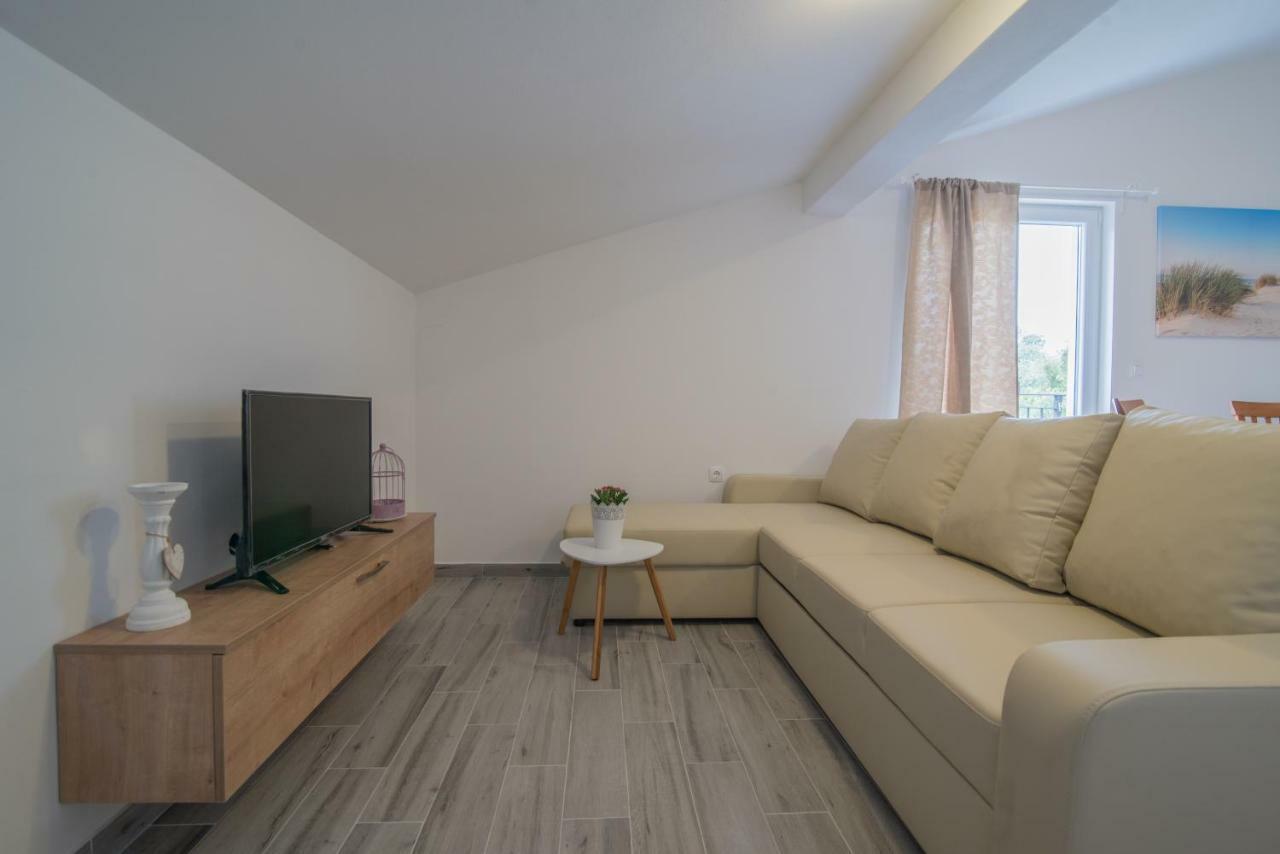 Ferienwohnung Middle Istra Pazin Exterior foto