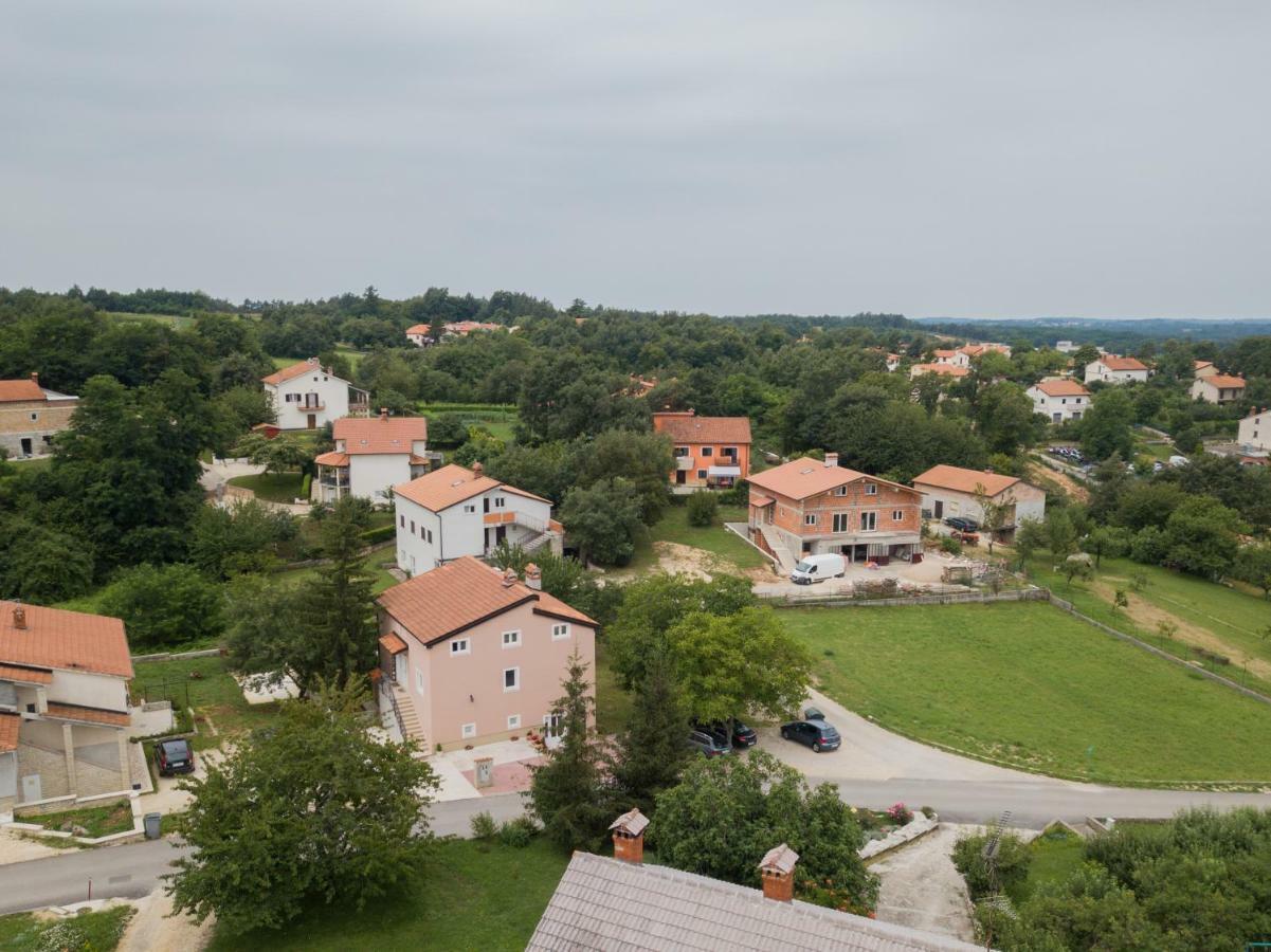 Ferienwohnung Middle Istra Pazin Exterior foto